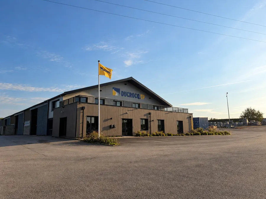 Siège de Ducrocq TP, 8 rue de Drionville à Nielles-lès-Bléquin